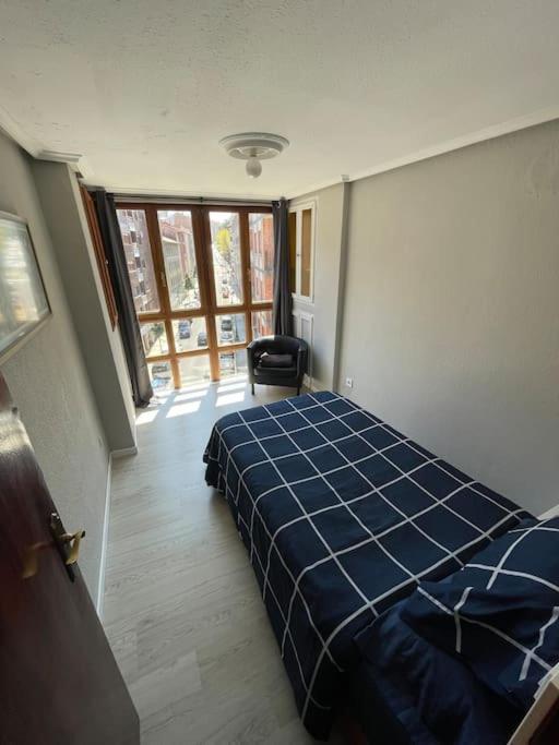 Paraguas Guesthouse Oviedo Buitenkant foto