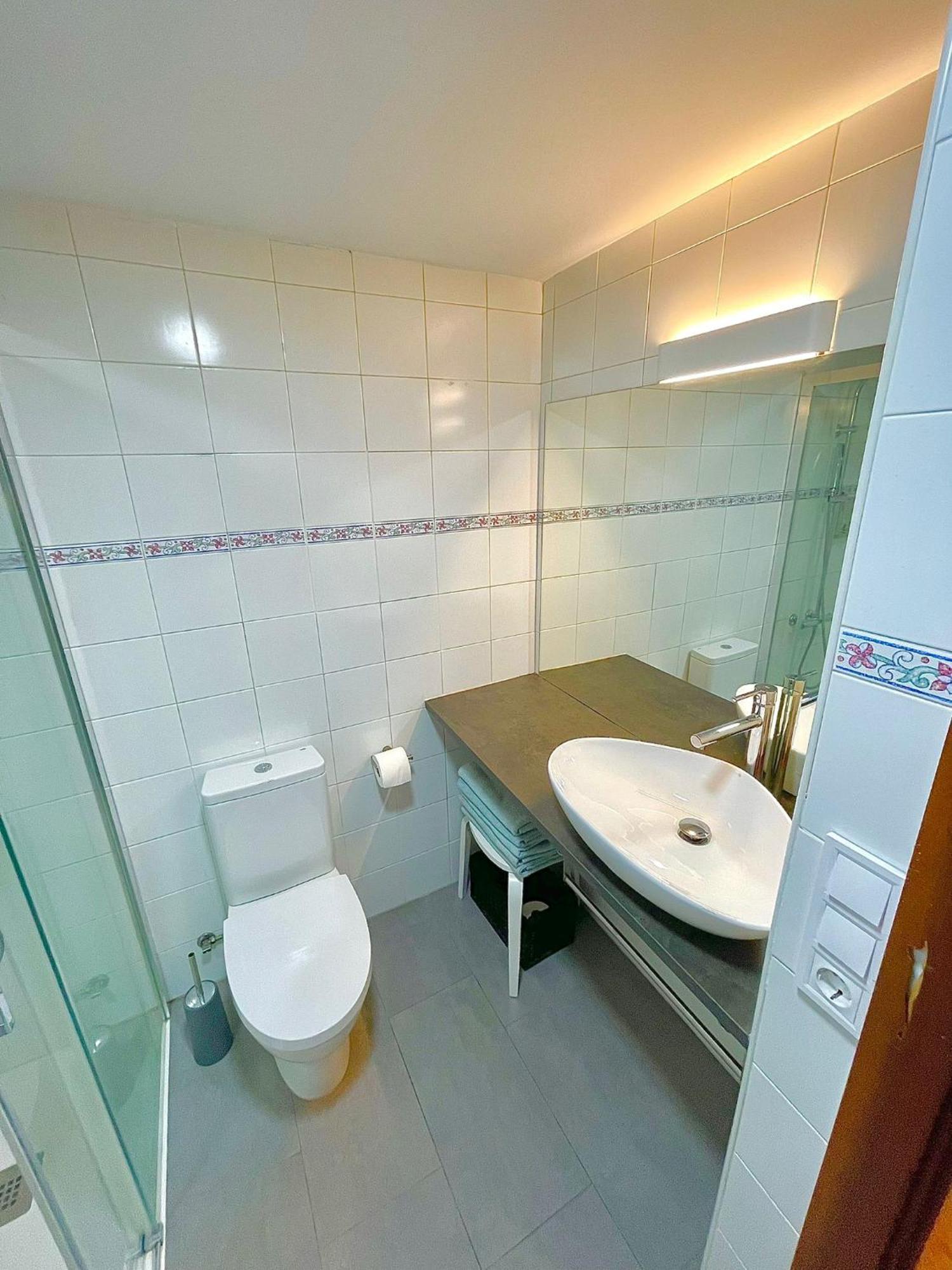 Paraguas Guesthouse Oviedo Buitenkant foto